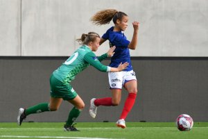 Celin Bizet Ildhusøy, her fra kvartfinalen mot Klepp i fjorårets NM, en kamp vi tapte 3-1. Foto: Morten Mitchell Larød/SPORTFOTO