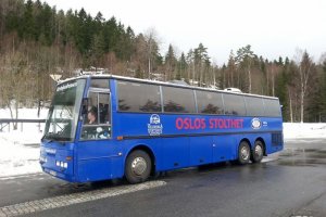 Klanen setter opp buss til LSK-hallen