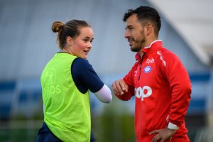 Luciano Arias (t.v) blir fysisk trener på fullltid fra 2021. Foto: Morten Mitchell Larød / SPORTFOTO