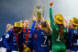 Fotballkamp i Toppserien mellom Vålerenga og Arna-Bjørnar på Intility Arena i Oslo søndag 6. desember 2020. Foto: Morten Mitchell Larød / SPORTFOTO