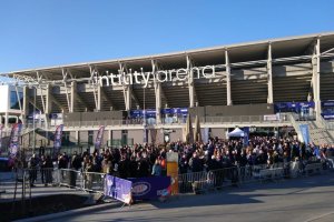 Øst er et ypperlig sted å gå innom på kampdag. Ved siden av finner du også Sjappa. Foto: Øst