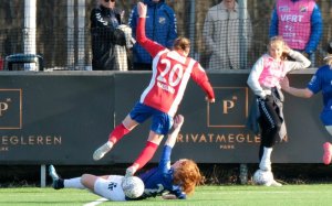 Stine Ballisager Pedersen sender Lyns Vilde Hasund på luftetur