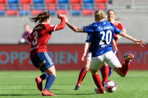 Marie Markussen fyrer av og setter inn 2-0 scoringen. Foto: Morten M. Larød / Sportfoto