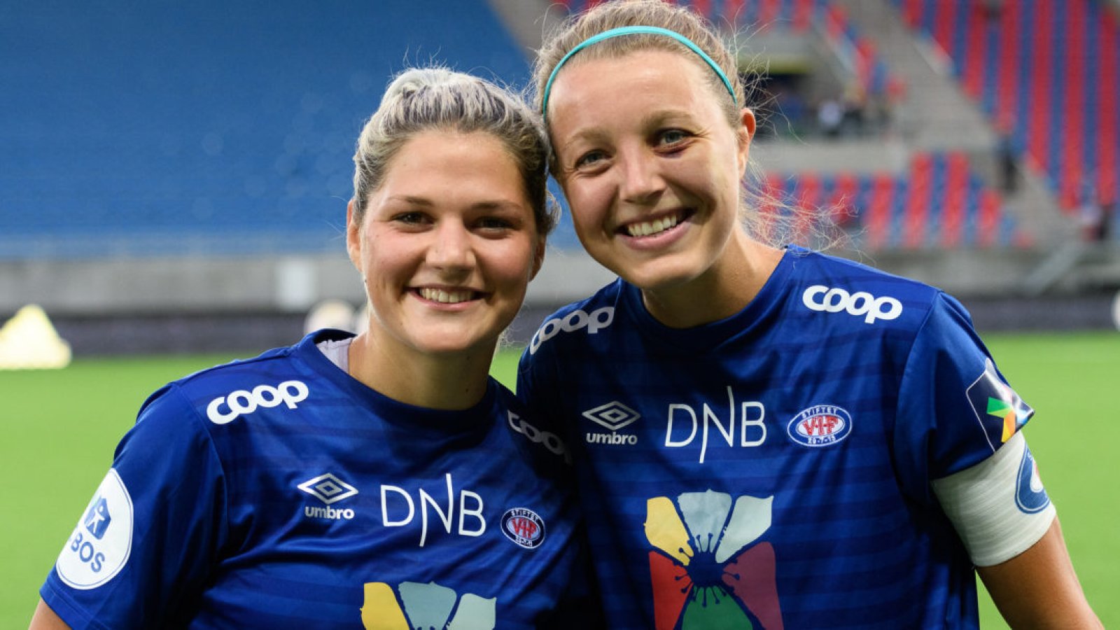 Dejana Stefanovic og Maruschka Waldus er klare for å møte gamle lagvenninner. Foto: Sportfoto