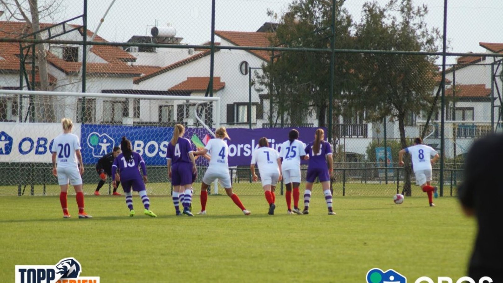 Sherida Spitse med kampens eneste mål. Foto: Toppfotball Kvinner