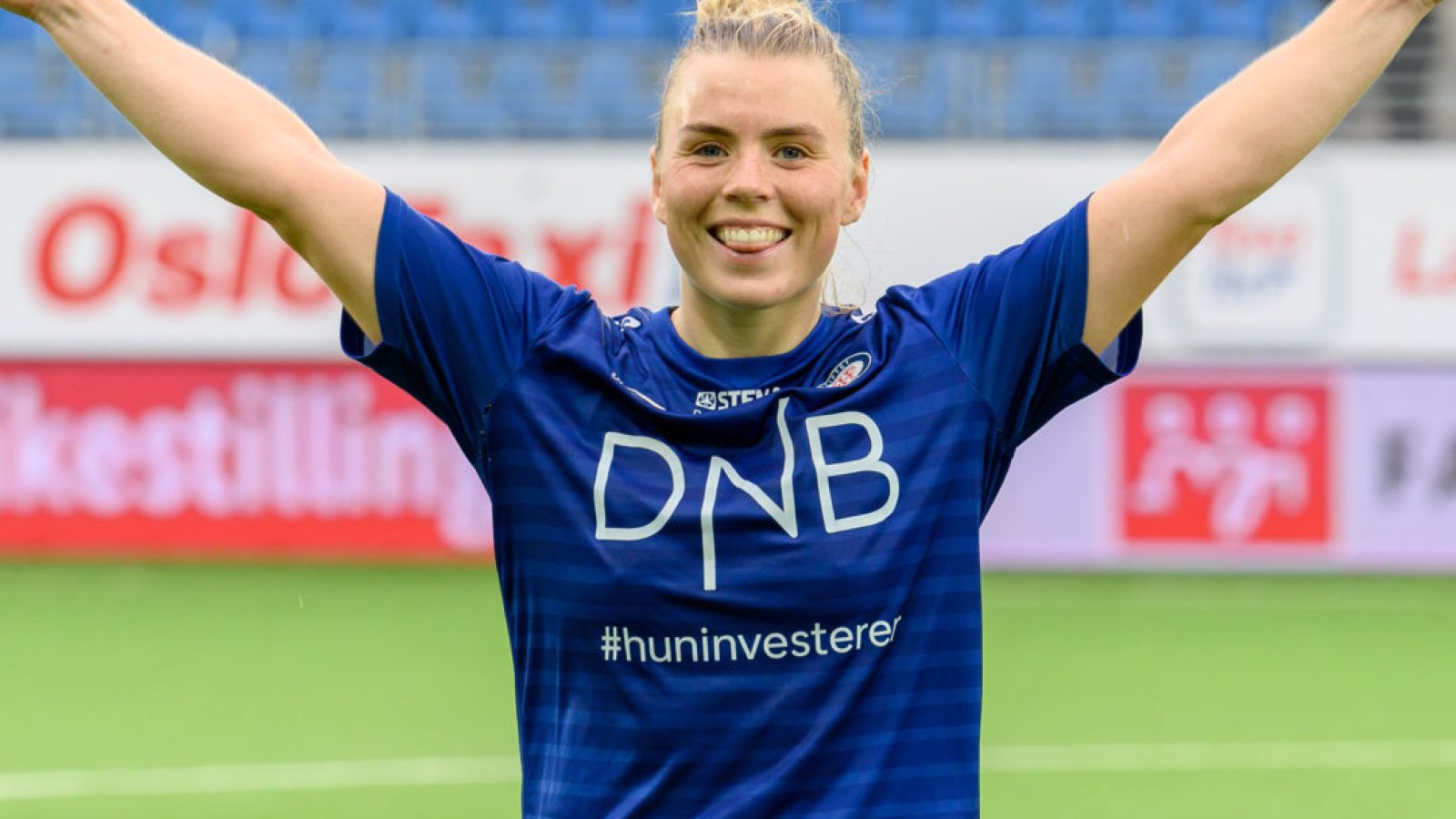 NM-kamp for kvinner i fotball mellom Vålerenga og Rosenborg på Intility Arena i Oslo lørdag 2. oktober 2021. Foto: Morten Mitchell Larød / SPORTFOTO