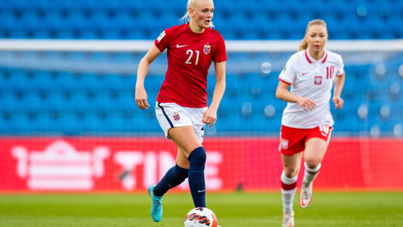 KARINA S VIK KLAR FOR V LERENGA V lerenga Fotball Damer KARINA S VIK KLAR FOR V LERENGA V lerenga Fotball Damer