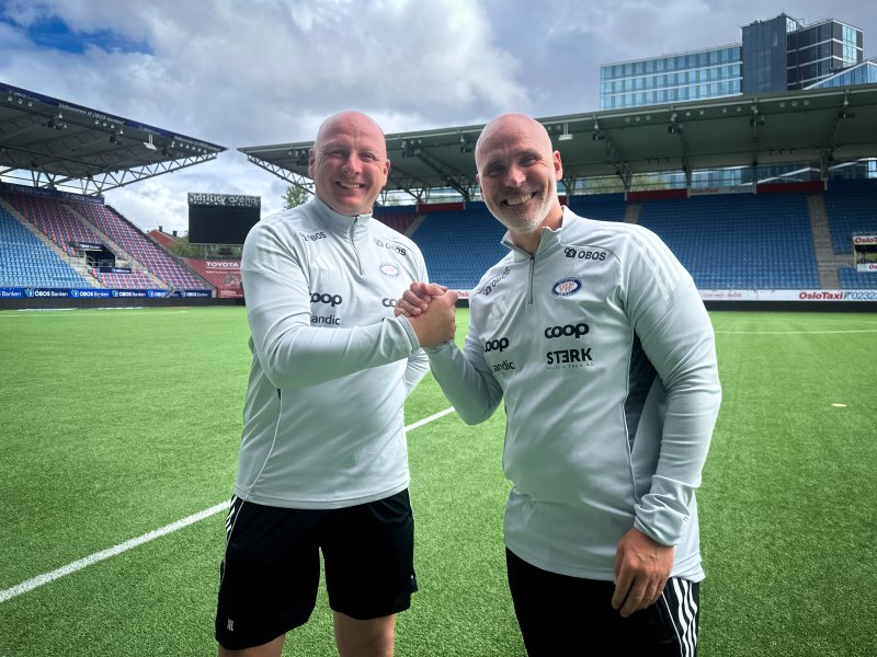 Nils Lexerød og Steinar Pedersen. Foto: Vålerenga fotball