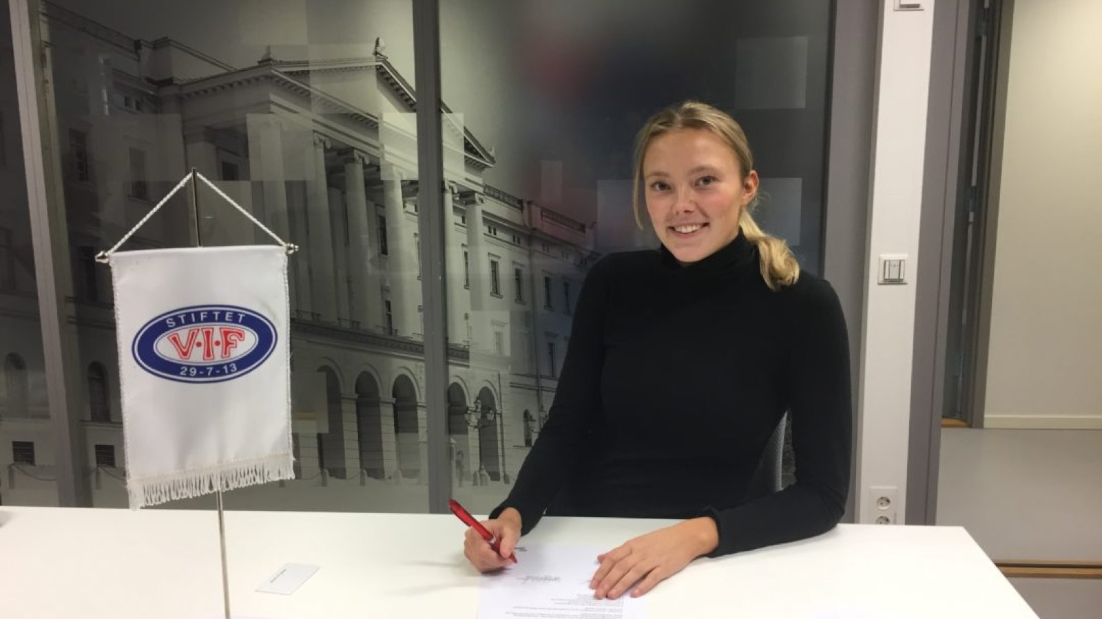 Synne Jensen har signert en ettårskontrakt med Vålerenga. Foto: Vålerenga Fotball