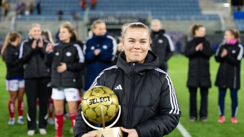 Tvedten fikk Gullballen - Thorsnes senket Røa