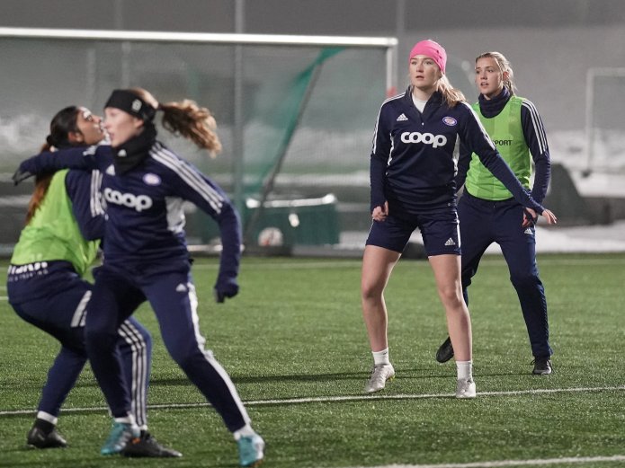 Er du vår neste trener i Vålerenga kvinner rekrutt?  